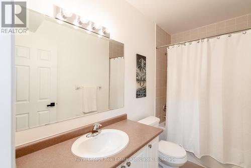 4680 Mcleod Road, Burlington, ON - Indoor Photo Showing Bathroom