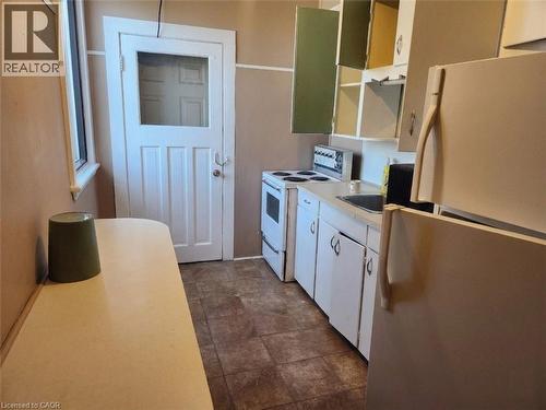 2nd floor kitchenette - 479 Main Street E, Hamilton, ON 