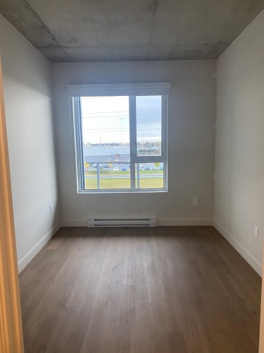 Chambre à coucher principale - 312-3000 Boul. Thimens, Montréal (Saint-Laurent), QC - Indoor Photo Showing Other Room