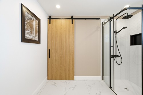 Salle de bains - 2118 Rue De Murcie, Laval (Vimont), QC - Indoor