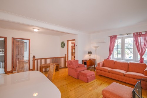 Salon - 5581 Place Beaminster, Montréal (Côte-Des-Neiges/Notre-Dame-De-Grâce), QC - Indoor Photo Showing Living Room