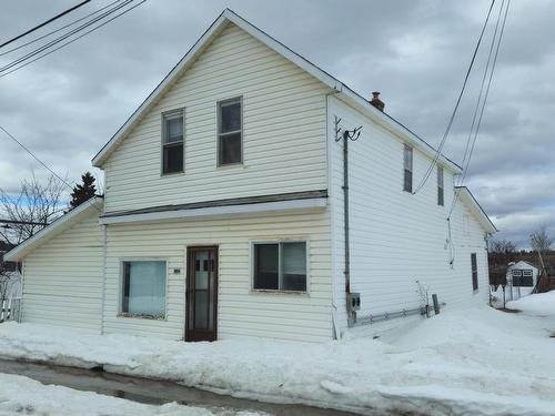 340 First Avenue  Thunder Bay, ON P7B 3G9