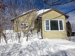 21 MacIntosh Street  Cochenour, ON P0V 1L0