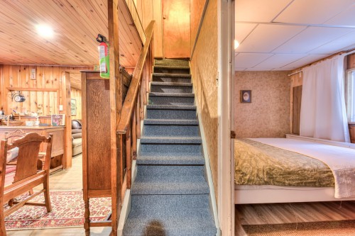 Escalier - 3255 Route 327, Harrington, QC - Indoor Photo Showing Other Room