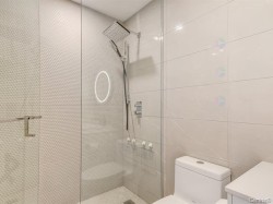 Master Bathroom - 