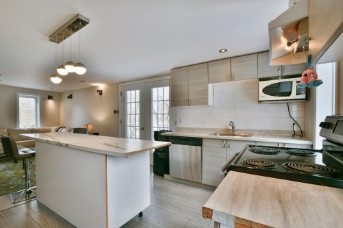 Cuisine - 1811 Ch. Beaudoin, L'Assomption, QC - Indoor Photo Showing Kitchen With Upgraded Kitchen