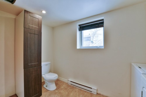 Salle de bains - 1811 Ch. Beaudoin, L'Assomption, QC - Indoor Photo Showing Bathroom