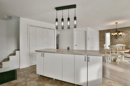 Cuisine - 1811 Ch. Beaudoin, L'Assomption, QC - Indoor