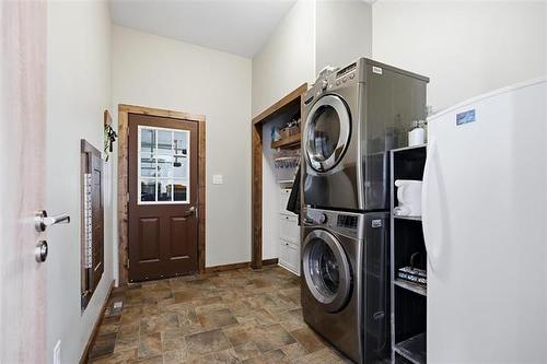 166 David'S Bay, Mitchell, MB 