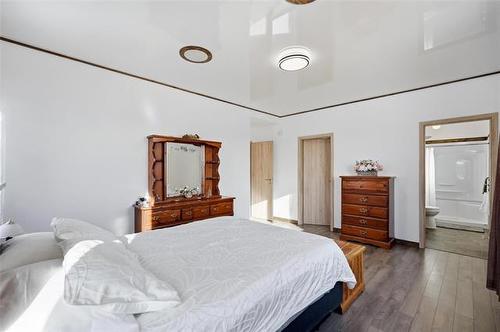 166 David'S Bay, Mitchell, MB 