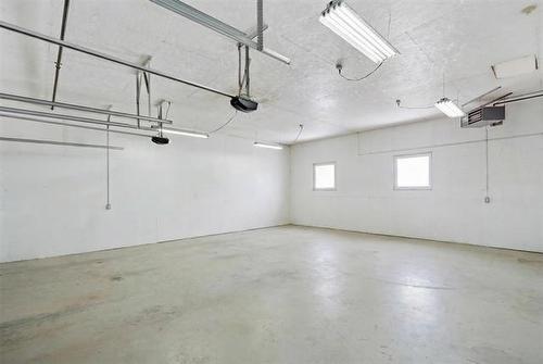 166 David'S Bay, Mitchell, MB 