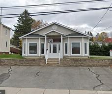 139 Victoria ST  Edmundston, NB E3V 2H7