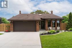 7078 ROSSEAU PLACE  Niagara Falls, ON L2J 3V2
