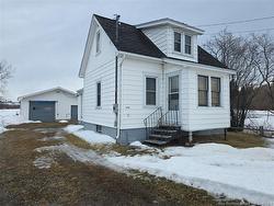 1945 Rough Waters  Bathurst, NB E2A 1Z5