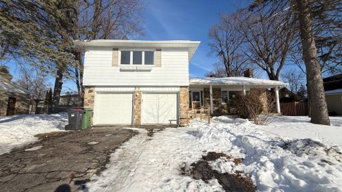 89 Prince Street  Beaconsfield, QC H9W 3M8