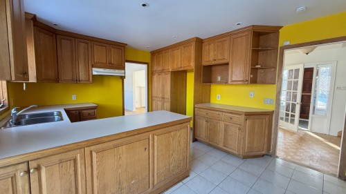 Cuisine - 89 Prince Street, Beaconsfield, QC - Indoor Photo Showing Kitchen With Double Sink