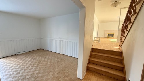 Salle familiale - 89 Prince Street, Beaconsfield, QC - Indoor Photo Showing Other Room