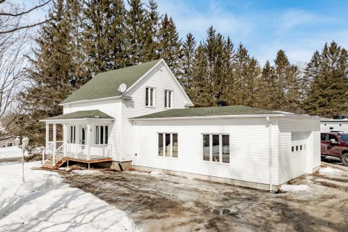 7565 Rue St-François N.  Sherbrooke (Brompton/Rock Forest/Saint-Élie/Deauville), QC J1C 0A4