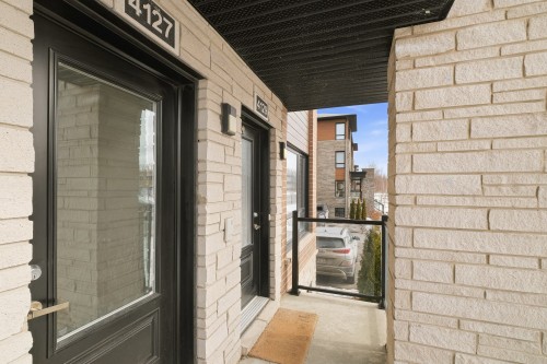 Entrée extérieure - 4129 Rue Bernard-Hubert, Longueuil (Saint-Hubert), QC - Outdoor With Exterior