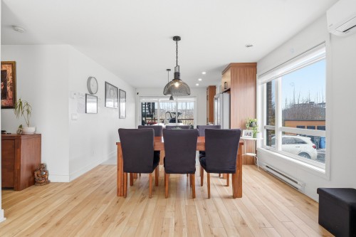 Salle à manger - 4129 Rue Bernard-Hubert, Longueuil (Saint-Hubert), QC - Indoor Photo Showing Dining Room