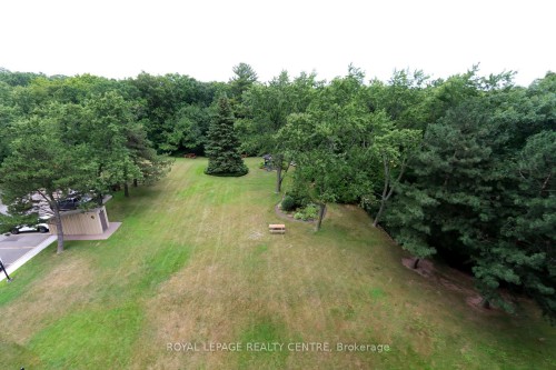 1607-1359 White Oaks Boulevard, Oakville, ON - Outdoor