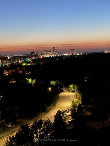 1607-1359 White Oaks Boulevard, Oakville, ON - Outdoor With View
