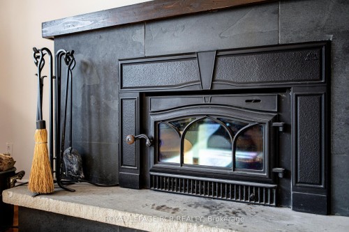 22 Rice Drive, King, ON - Indoor Photo Showing Other Room