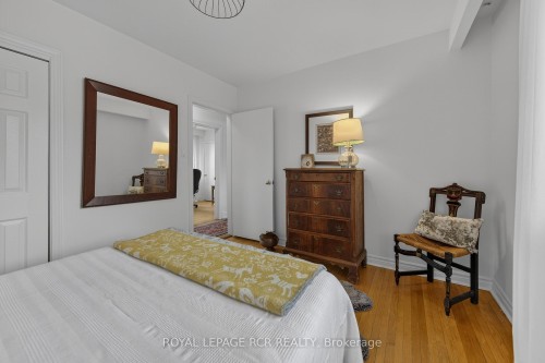 22 Rice Drive, King, ON - Indoor Photo Showing Bedroom