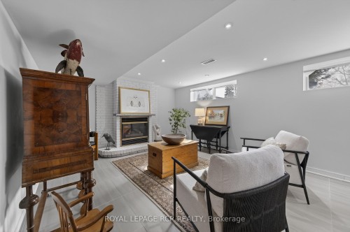 22 Rice Drive, King, ON - Indoor With Fireplace