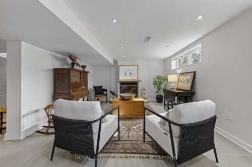 22 Rice Drive, King, ON - Indoor With Fireplace