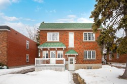 535  - 539 Rue St-Charles E.  Longueuil (Le Vieux-Longueuil), QC J4H 1B6