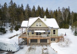 33 Rue des Gémeaux  Sainte-Marguerite-Du-Lac-Masson, QC J0T 2N0