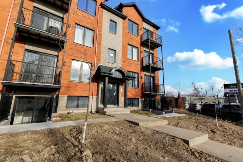 Façade - 202-16639 Boul. Pierrefonds, Montréal (L'Île-Bizard/Sainte-Geneviève), QC - Outdoor With Balcony With Facade