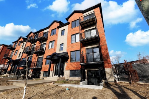 Façade - 202-16639 Boul. Pierrefonds, Montréal (L'Île-Bizard/Sainte-Geneviève), QC - Outdoor With Facade