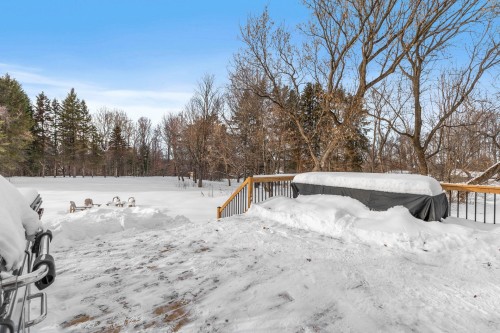 Cour - 2916Z Côte St-Charles, Saint-Lazare, QC 