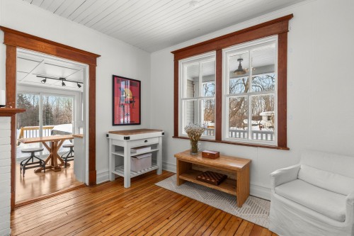 Salle familiale - 2916Z Côte St-Charles, Saint-Lazare, QC 