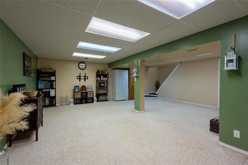 46 Finestone St, Winnipeg, MB 