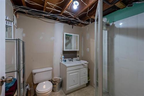 46 Finestone St, Winnipeg, MB 