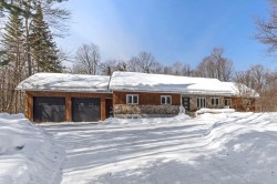 516Z  - 518Z Ch. des Boisés  Mont-Tremblant, QC J8E 1L5