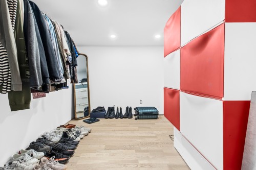 Closet - 506-125 Rue Chabanel O., Montréal (Ahuntsic-Cartierville), QC - Indoor With Storage