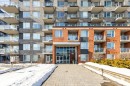 Entry - 210-100 Rue Cartier, Saint-Lambert, QC  - Outdoor With Balcony With Facade 