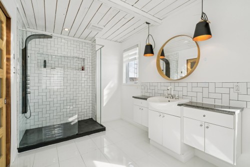 Salle de bains - 1451 Rue St-Paul, Farnham, QC - Indoor Photo Showing Bathroom