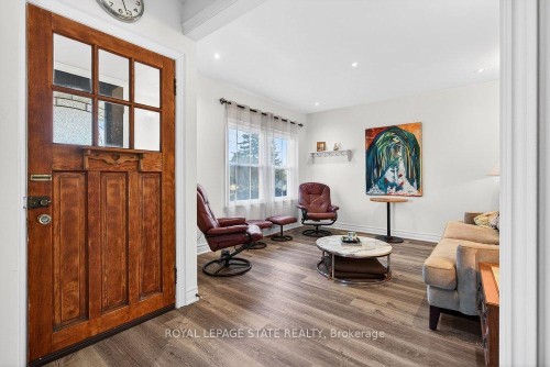 710 Rennie Street, Hamilton, ON - Indoor