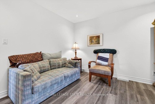 710 Rennie Street, Hamilton, ON - Indoor