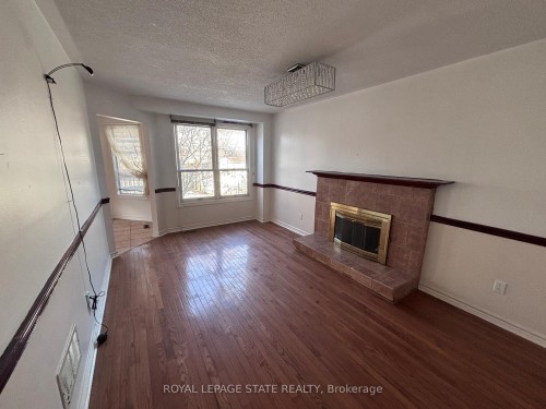 15 Strada Boulevard, St. Catharines, ON - Indoor With Fireplace