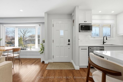 48 Champlain Avenue, Hamilton, ON - Indoor