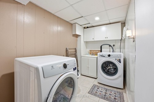 48 Champlain Avenue, Hamilton, ON - Indoor Photo Showing Laundry Room