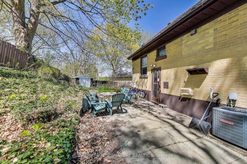 68 Harold Court, Hamilton, ON - Outdoor