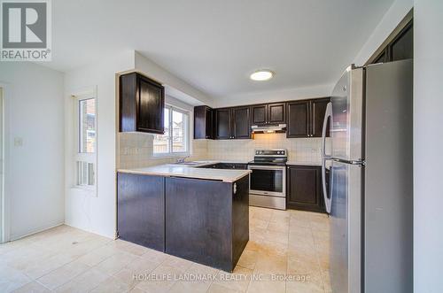 1842 Esterbrook Drive, Oshawa, ON - Indoor Photo Showing Kitchen With Stainless Steel Kitchen