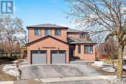 39 TREANOR CRESCENT  Halton Hills, ON L7G 5H8